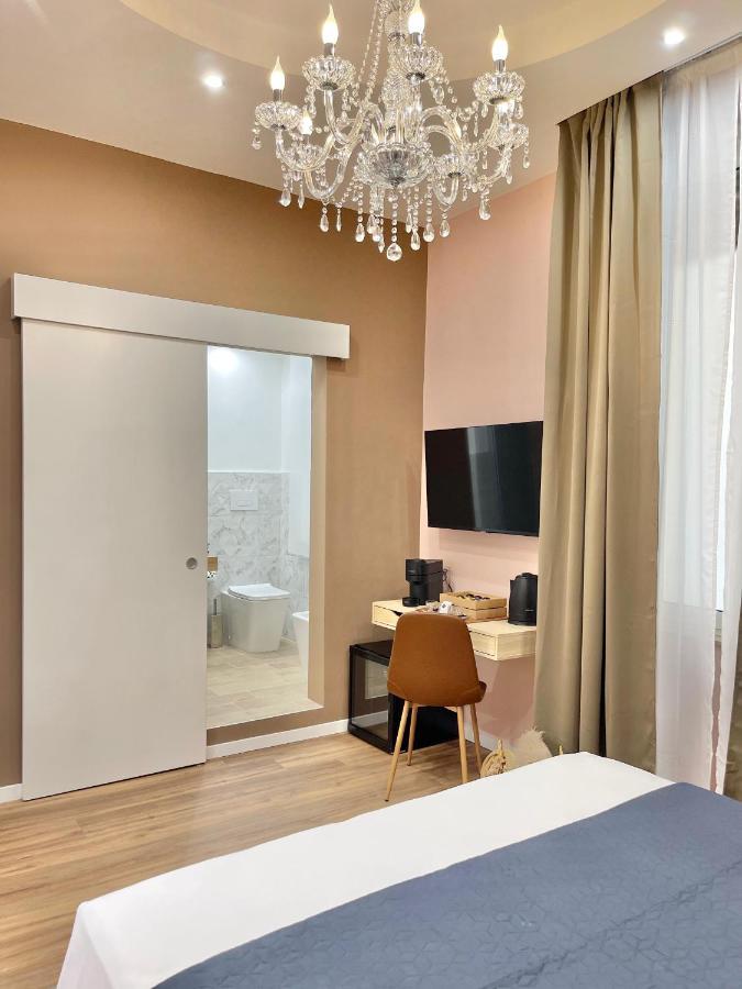 Regina Elena Rooms Пескара Экстерьер фото